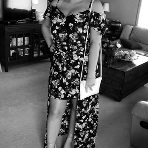 Maxi dress with visible shorts built in